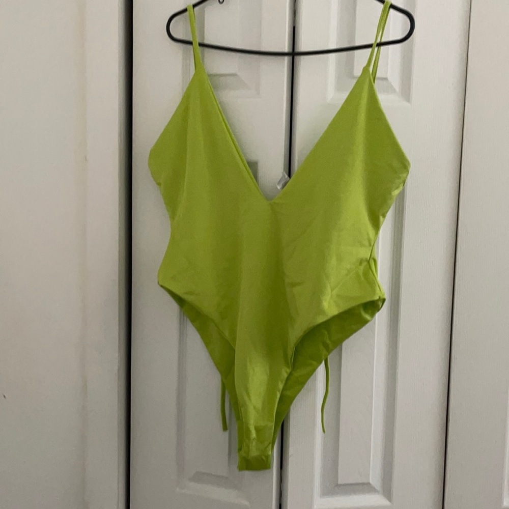 Brand new Plunge strappy swimsuit